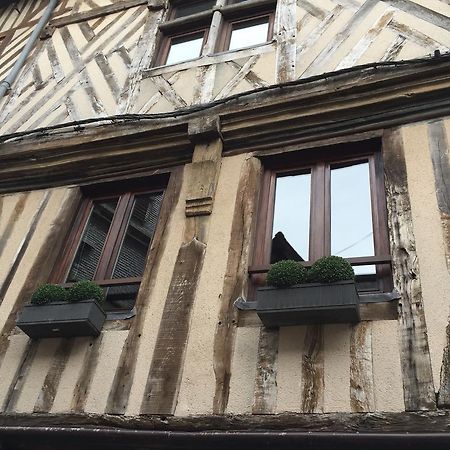 L Appart De La Place Ste Catherine Honfleur Dış mekan fotoğraf